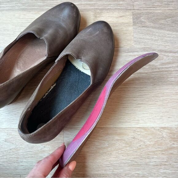 Dansko Liliana Wedge Burnished Nubuck Leather Comfort Shoe in Teak sz 39 (8.5-9) - Picture 9 of 15